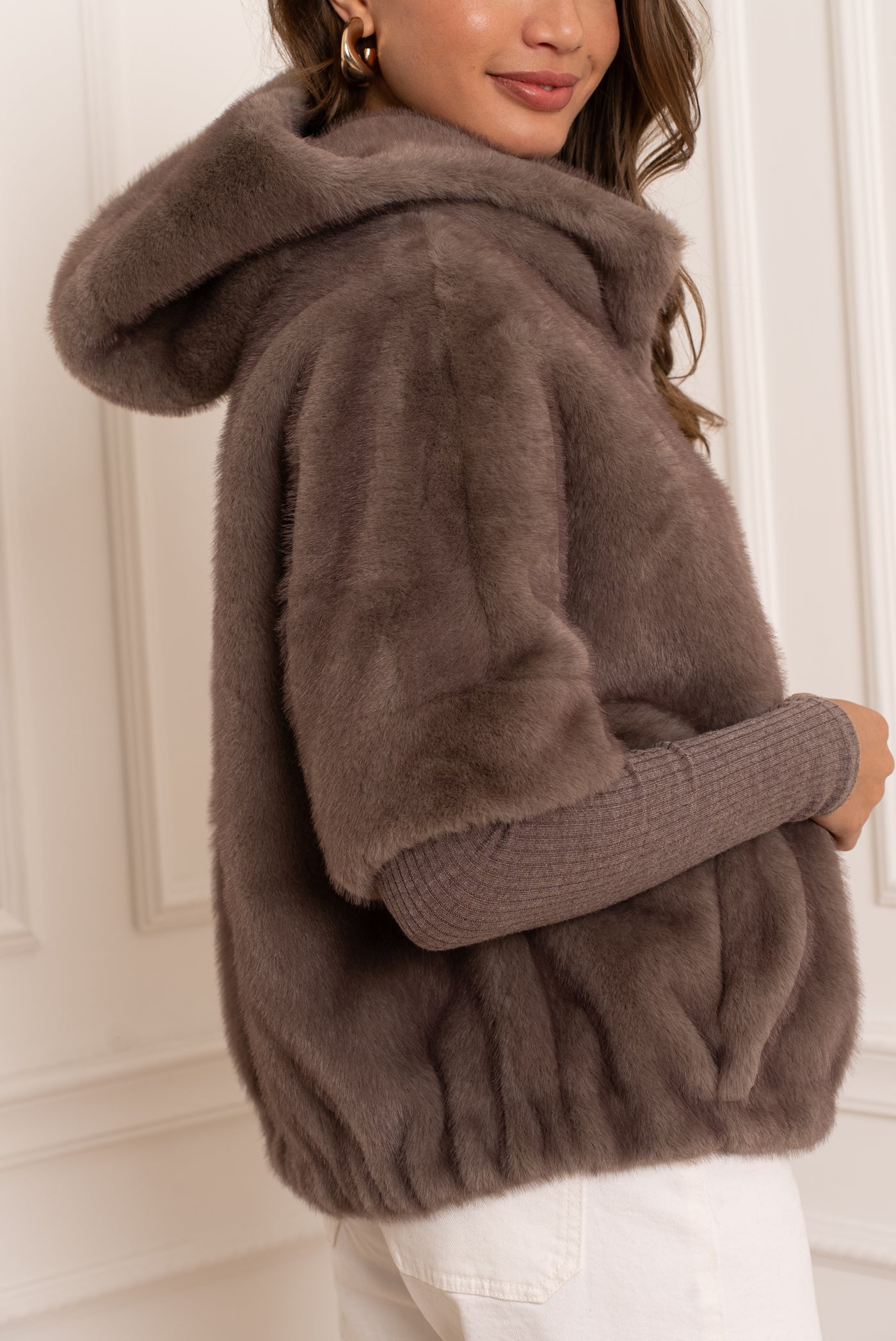 veste en fausse fourrure femme #couleur_taupe